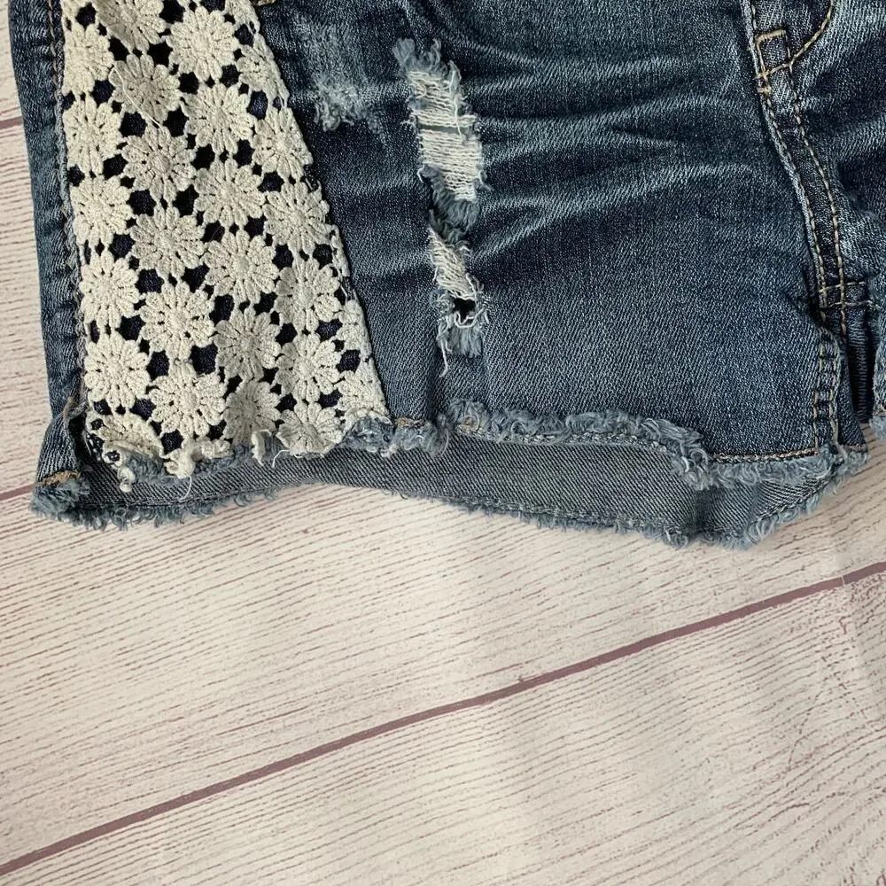 Mudd Juniors Distressed Jean Cutoff Shorts Crochet Lace Side Panels Y2K Size 7